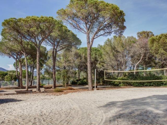Studio 4P Vue Piscine St Raphael Valescure - Au Coeur Des Golfs Saint-Raphaël Εξωτερικό φωτογραφία
